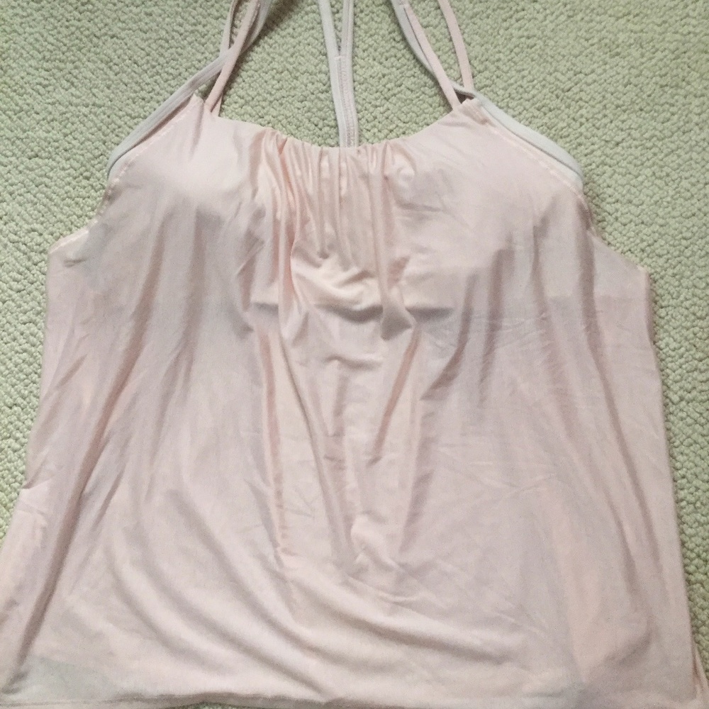 Lululemon tank w/ built in sport bra